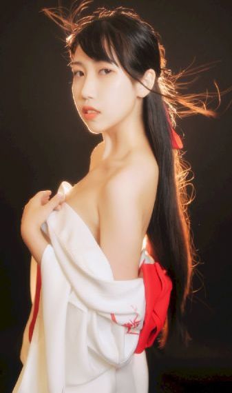 十四岁女孩用爸爸搂睡觉好吗_剧情片动漫免费观看